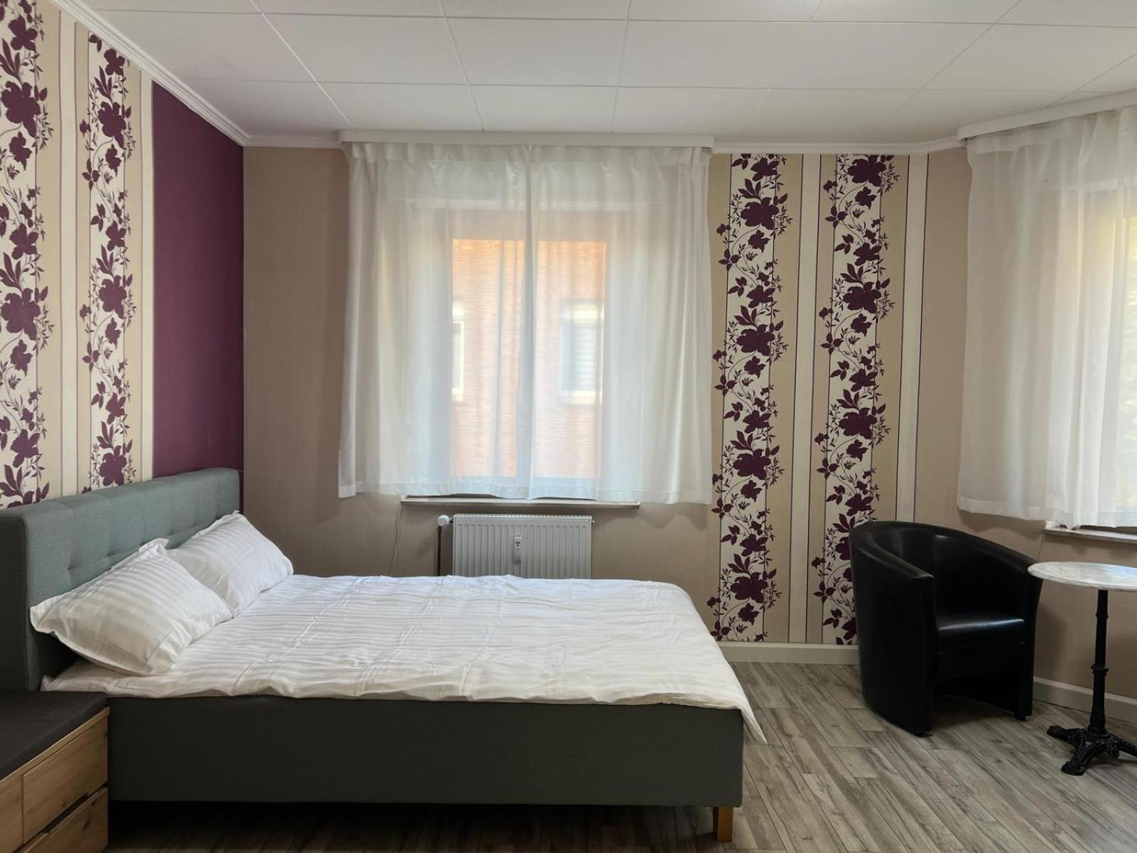 Bequemes Zimmer In Moderner Unterkunft My Pension Duisburg Exterior foto